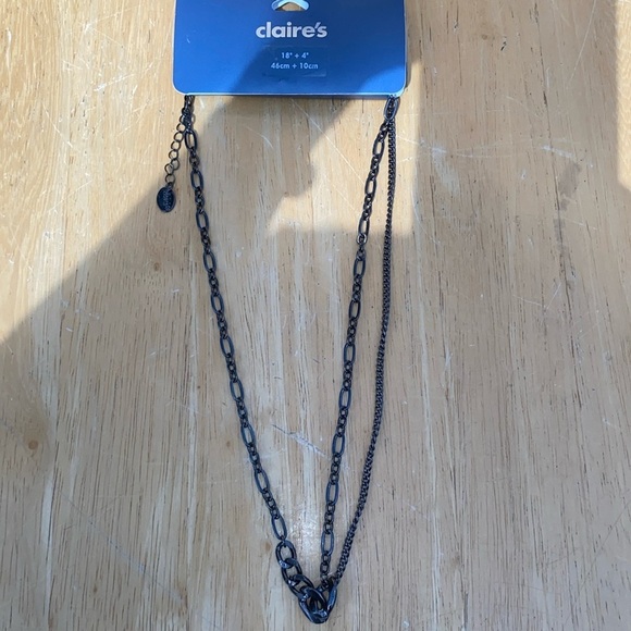 Girl’s Claire’s Necklace - Picture 2 of 4